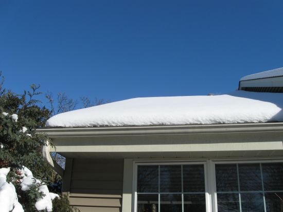 <b>VersaScreen IceBlaster RE </b>Heated Gutter Guard