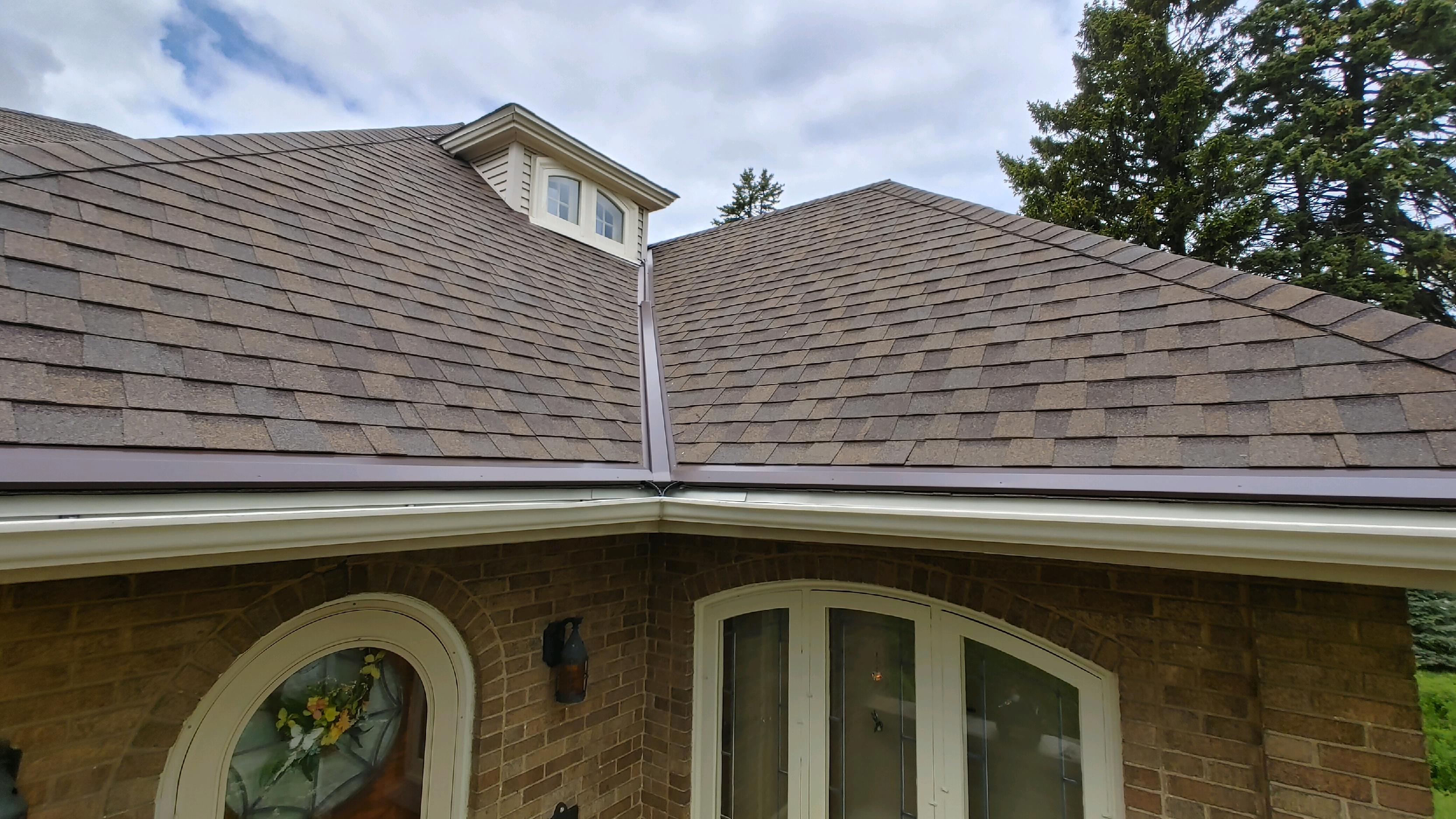 Heated Gutters, Eaves, and Valley Installed Over Entryway
